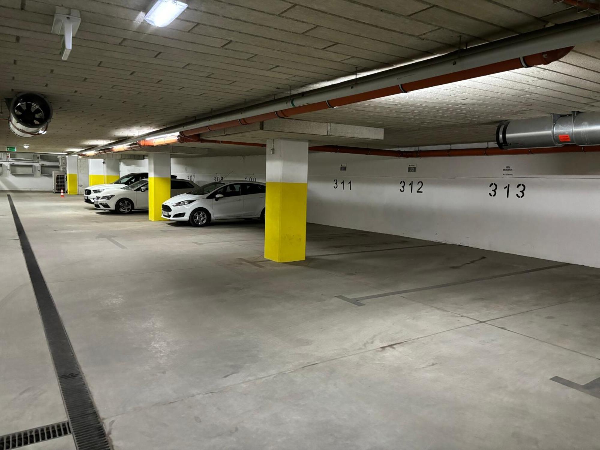 Big 21 Old Town Lux Apartment, Self Check-In 24H, Free Parking Poznań Buitenkant foto